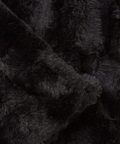 Dunelm Plush Faux Fur 130cm X 180cm Throw 5 Dunelm Plush Faux Fur 130cm X 180cm Throw -Dunelm-shop 1000083548 alt02