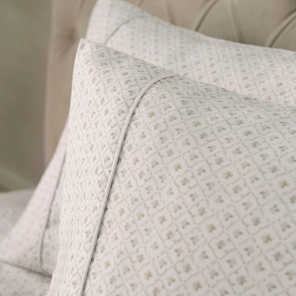 Dorma Botanical Garden Cuffed Pillowcase 2 Dorma Botanical Garden Cuffed Pillowcase - Image 2