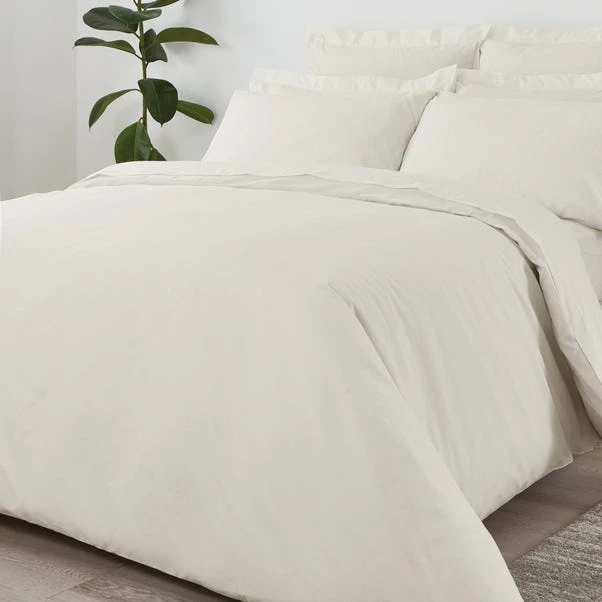 Dunelm Non Iron Plain Dye Ivory Duvet Cover 3 Dunelm Non Iron Plain Dye Ivory Duvet Cover - Image 3