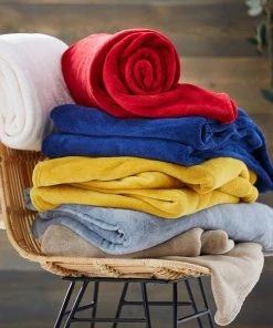 Dunelm Soft Fleece 130cm X 170cm Throw 11 Dunelm Soft Fleece 130cm X 170cm Throw -Dunelm-shop 1000100693 alt05 1