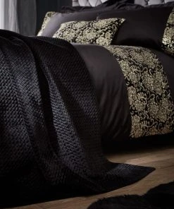 Dunelm Kayla Black Bedspread -Dunelm-shop 1000119144 alt02