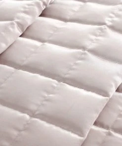 Dunelm Nancy Pink Satin Quilted Bedspread 7 Dunelm Nancy Pink Satin Quilted Bedspread -Dunelm-shop 1000159899 alt03