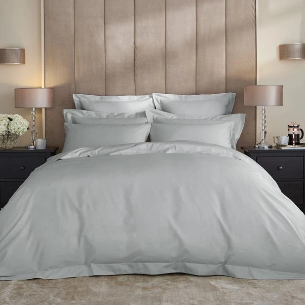 Hotel Cotton 230 Thread Count Sateen Silver Duvet Cover 4 Hotel Cotton 230 Thread Count Sateen Silver Duvet Cover - Image 4