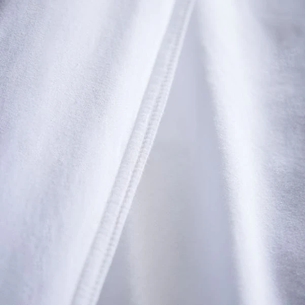 Appletree Cassia White 100% Cotton Duvet Cover And Pillowcase Set 4 Appletree Cassia White 100% Cotton Duvet Cover And Pillowcase Set - Image 4