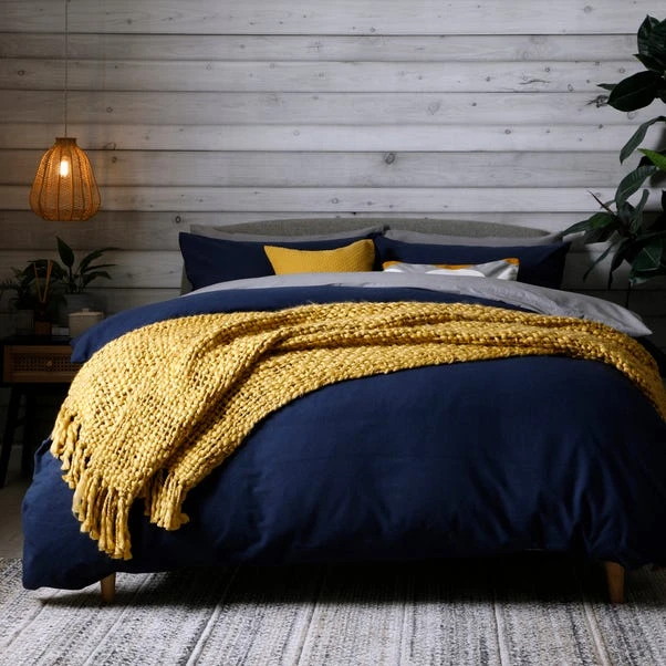 Dunelm Freya Chunky Knit 130cm X 180cm Throw 6 Dunelm Freya Chunky Knit 130cm X 180cm Throw - Image 6