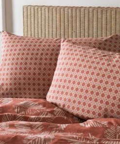 Furn Furn. Riva Japandi Red Duvet Cover And Pillowcase Set -Dunelm-shop 1000170836 alt02