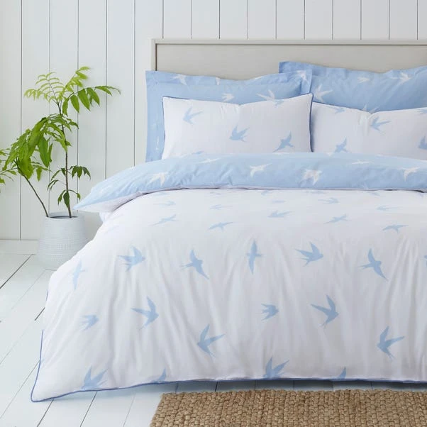 Dunelm Coastal Birds Blue Reversible Duvet Cover And Pillowcase Set 2 Dunelm Coastal Birds Blue Reversible Duvet Cover And Pillowcase Set - Image 2