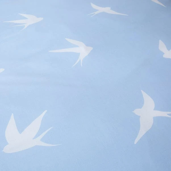 Dunelm Coastal Birds Blue Reversible Duvet Cover And Pillowcase Set 4 Dunelm Coastal Birds Blue Reversible Duvet Cover And Pillowcase Set - Image 4