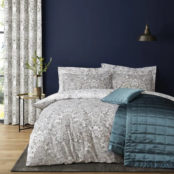 Dunelm Hardwick Floral Grey Reversible Duvet Cover And Pillowcase Set 3 Dunelm Hardwick Floral Grey Reversible Duvet Cover And Pillowcase Set - Image 3