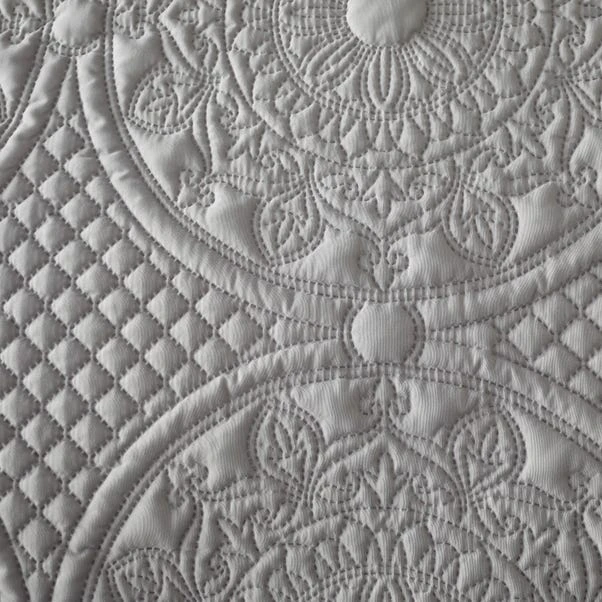 Dunelm Mandalay Silver Duvet Cover And Pillowcase Set 2 Dunelm Mandalay Silver Duvet Cover And Pillowcase Set - Image 2