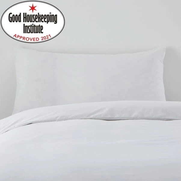 Dunelm Non Iron Plain Dye White Kingsize Pillowcase Pair 1 Dunelm Non Iron Plain Dye White Kingsize Pillowcase Pair