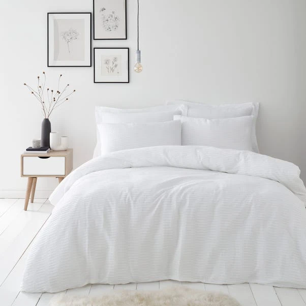 Dunelm Alissa White 100% Cotton Duvet Cover And Pillowcase Set 1 Dunelm Alissa White 100% Cotton Duvet Cover And Pillowcase Set