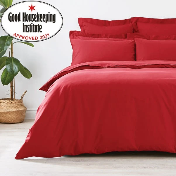 Dunelm Non Iron Plain Dye Red Duvet Cover 1 Dunelm Non Iron Plain Dye Red Duvet Cover