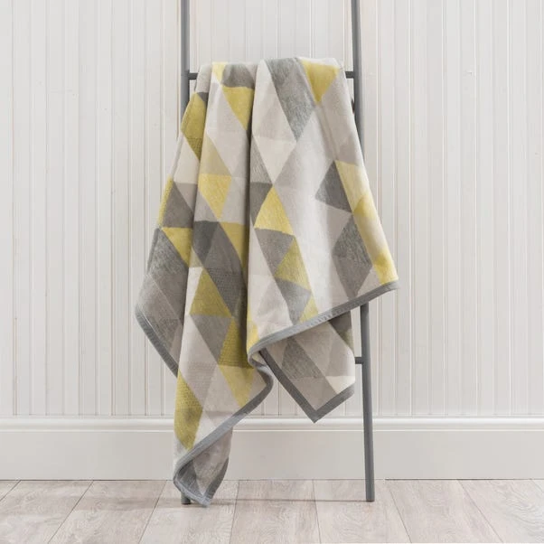 Dunelm Thermosoft Geo Ochre Throw 1 Dunelm Thermosoft Geo Ochre Throw