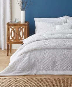 Dunelm Mandalay White Bedspread