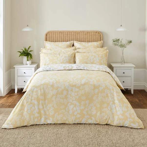 Dorma Daylesford 300 Thread Count Cotton Sateen Yellow Duvet Cover And Pillowcase Set 2 Dorma Daylesford 300 Thread Count Cotton Sateen Yellow Duvet Cover And Pillowcase Set - Image 2