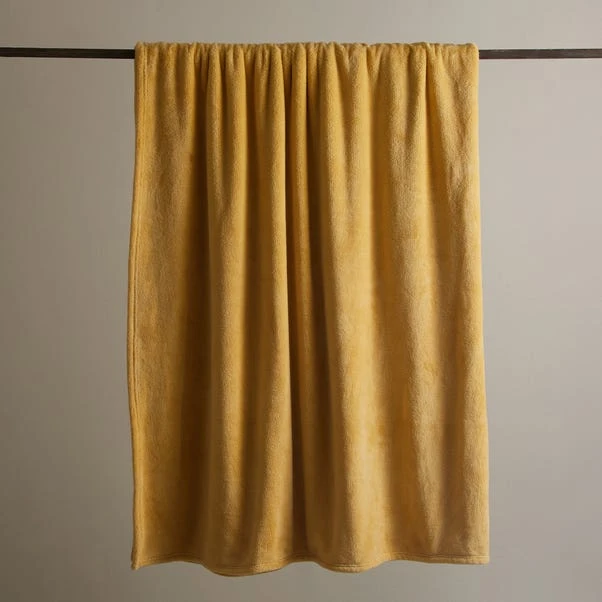 Dunelm Seriously Soft Ochre Throw 2 Dunelm Seriously Soft Ochre Throw - Image 2