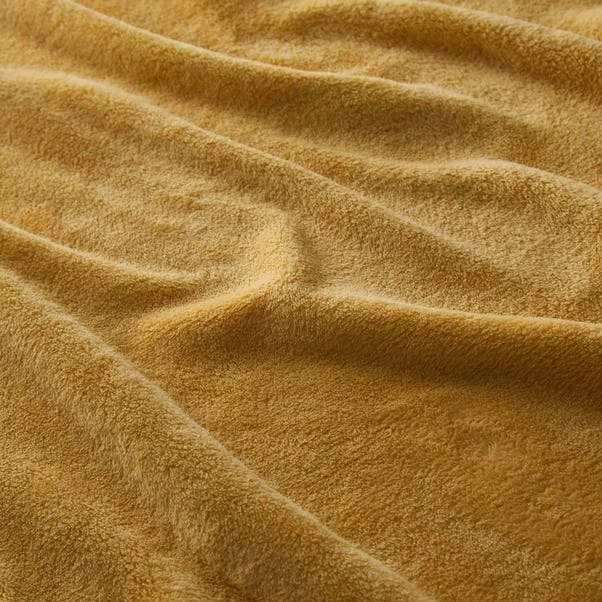 Dunelm Seriously Soft Ochre Throw 3 Dunelm Seriously Soft Ochre Throw - Image 3