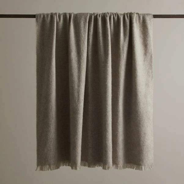 Dunelm Brushed Grey Woven Throw 2 Dunelm Brushed Grey Woven Throw - Image 2