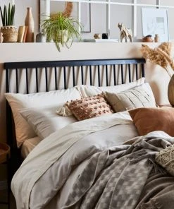 Dunelm Brushed Grey Woven Throw 11 Dunelm Brushed Grey Woven Throw -Dunelm-shop 30725723 alt07