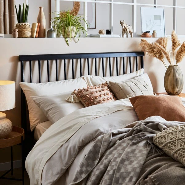 Dunelm Brushed Grey Woven Throw 6 Dunelm Brushed Grey Woven Throw - Image 6