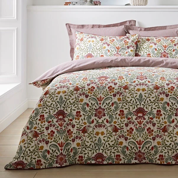 Dunelm Ruskin Red 100% Cotton Reversible Duvet Cover And Pillowcase Set 1 Dunelm Ruskin Red 100% Cotton Reversible Duvet Cover And Pillowcase Set