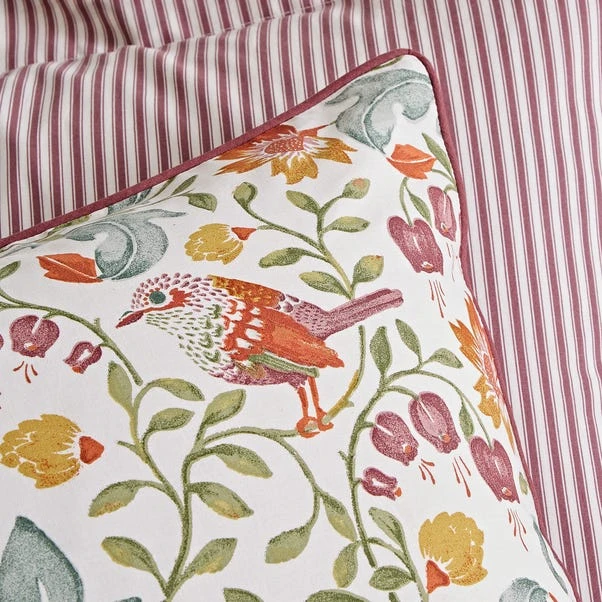 Dunelm Ruskin Red 100% Cotton Reversible Duvet Cover And Pillowcase Set 6 Dunelm Ruskin Red 100% Cotton Reversible Duvet Cover And Pillowcase Set - Image 6