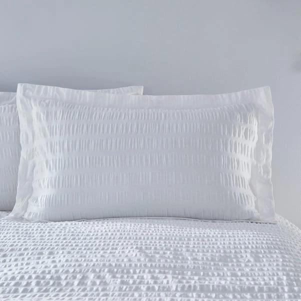 Dunelm Aria Seersucker White 100% Cotton Oxford Pillowcase 1 Dunelm Aria Seersucker White 100% Cotton Oxford Pillowcase