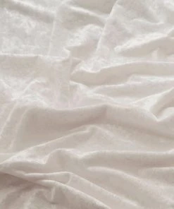 Dunelm White Crushed Velour Throw 6 Dunelm White Crushed Velour Throw -Dunelm-shop 30727292 alt02