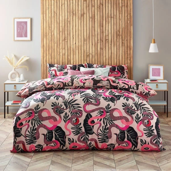 Furn Furn. Serpentine Ruby Pink Duvet Cover And Pillowcase Set 1 Furn Furn. Serpentine Ruby Pink Duvet Cover And Pillowcase Set