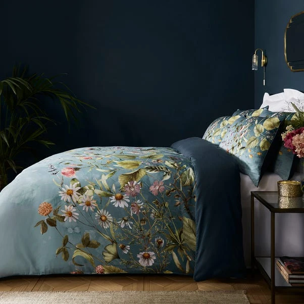 Dorma Meadow Breeze 100% Cotton Duvet Cover And Pillowcase Set 2 Dorma Meadow Breeze 100% Cotton Duvet Cover And Pillowcase Set - Image 2