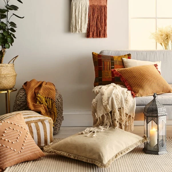 Dunelm Bilbao Woven Throw 6 Dunelm Bilbao Woven Throw - Image 6