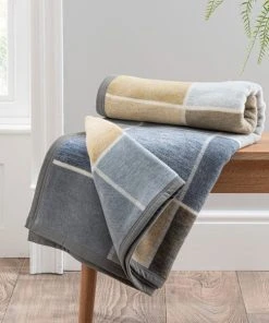 Dunelm Super Soft Squares Throw