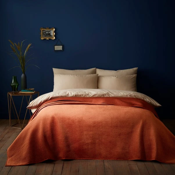 Dunelm Orange Pinsonic Bedspread 2 Dunelm Orange Pinsonic Bedspread - Image 2