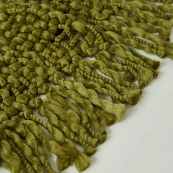 Dunelm Freya Chunky Knit 130cm X 180cm Throw 4 Dunelm Freya Chunky Knit 130cm X 180cm Throw - Image 4