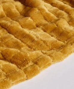 Dunelm Embossed 130cm X 180cm Throw -Dunelm-shop 30765403 alt04