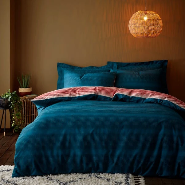 Dunelm Adah Zig Zag Teal Duvet Cover And Pillowcase Set 2 Dunelm Adah Zig Zag Teal Duvet Cover And Pillowcase Set - Image 2