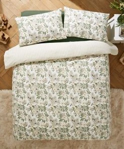 Natural History Museum Winter Rose 100% Brushed Cotton Duvet Cover And Pillowcase Set