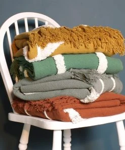 Furn Rainbow Tufted 130cm X 150cm Throw -Dunelm-shop 30782852 alt02