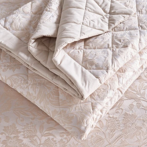 Dorma Winchester Champagne Bedspread 3 Dorma Winchester Champagne Bedspread - Image 3