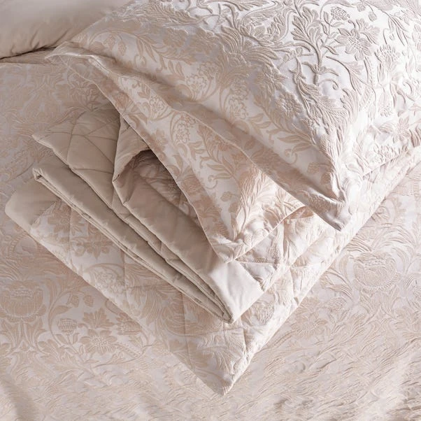 Dorma Winchester Champagne Bedspread 6 Dorma Winchester Champagne Bedspread - Image 6