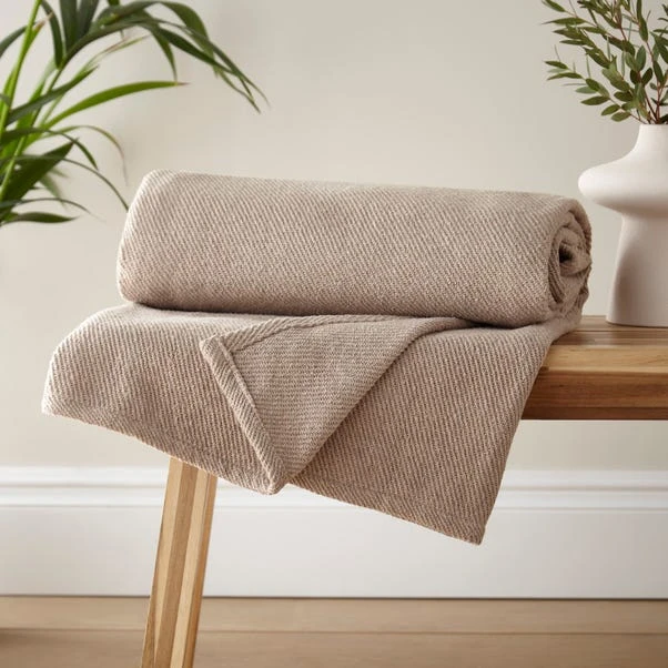Dunelm Ashley 130cm X 180cm Throw 1 Dunelm Ashley 130cm X 180cm Throw