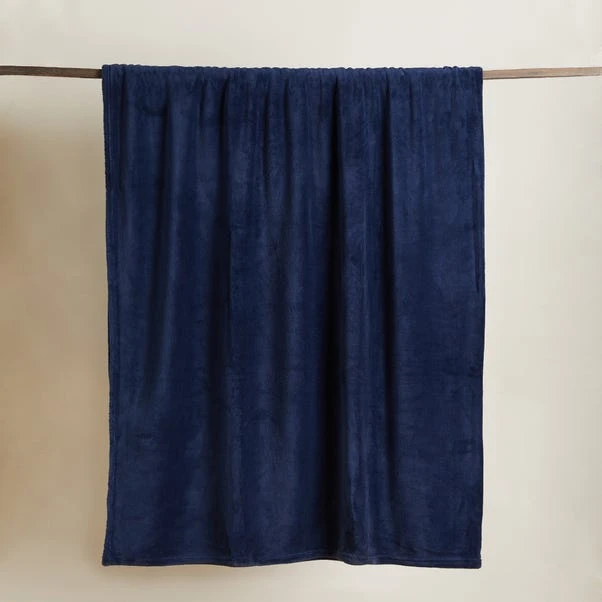 Dunelm Seriously Soft 220cm X 220cm Throw 2 Dunelm Seriously Soft 220cm X 220cm Throw - Image 2