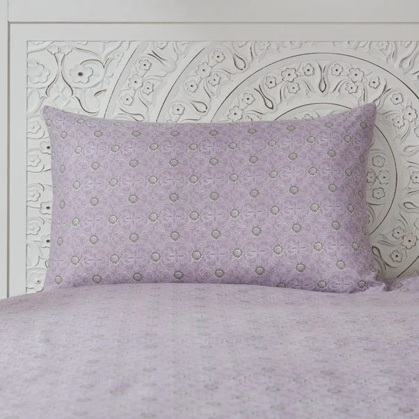 Dunelm Rhianna Lilac Duvet Cover And Pillowcase Set 3 Dunelm Rhianna Lilac Duvet Cover And Pillowcase Set - Image 3