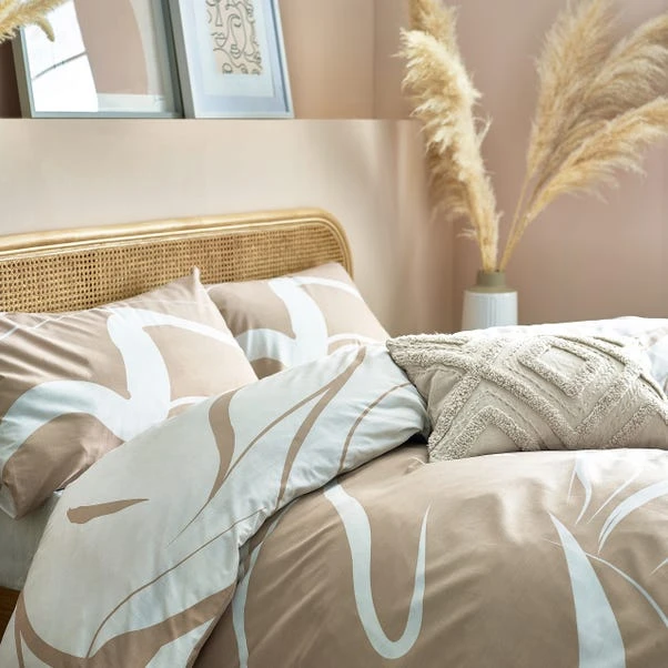Furn. Sinarama Natural Duvet Cover & Pillowcase Set 3 Furn. Sinarama Natural Duvet Cover & Pillowcase Set - Image 3