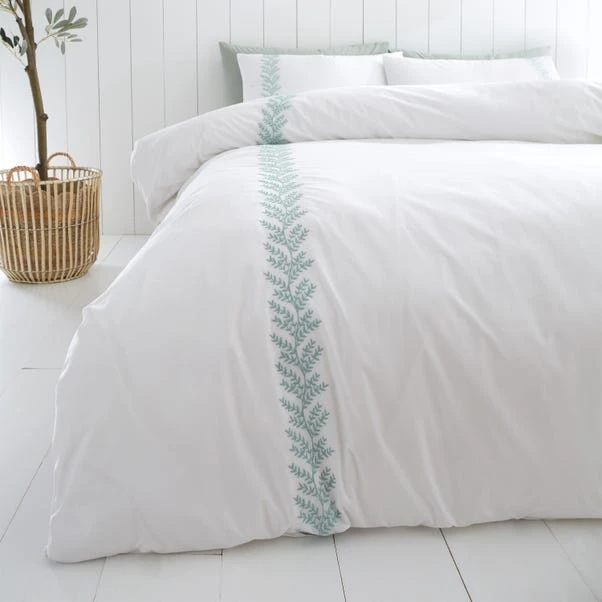 Bianca Fine Linens Embroid Leaf 100% Cotton Duvet Cover & Pillowcase Set 3 Bianca Fine Linens Embroid Leaf 100% Cotton Duvet Cover & Pillowcase Set - Image 3